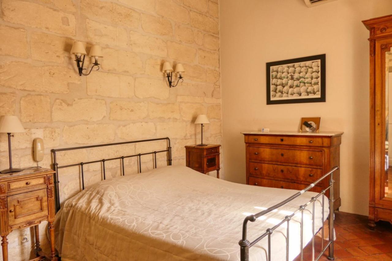 Au Saint Roch - Hotel Et Jardin Avignon Eksteriør bilde