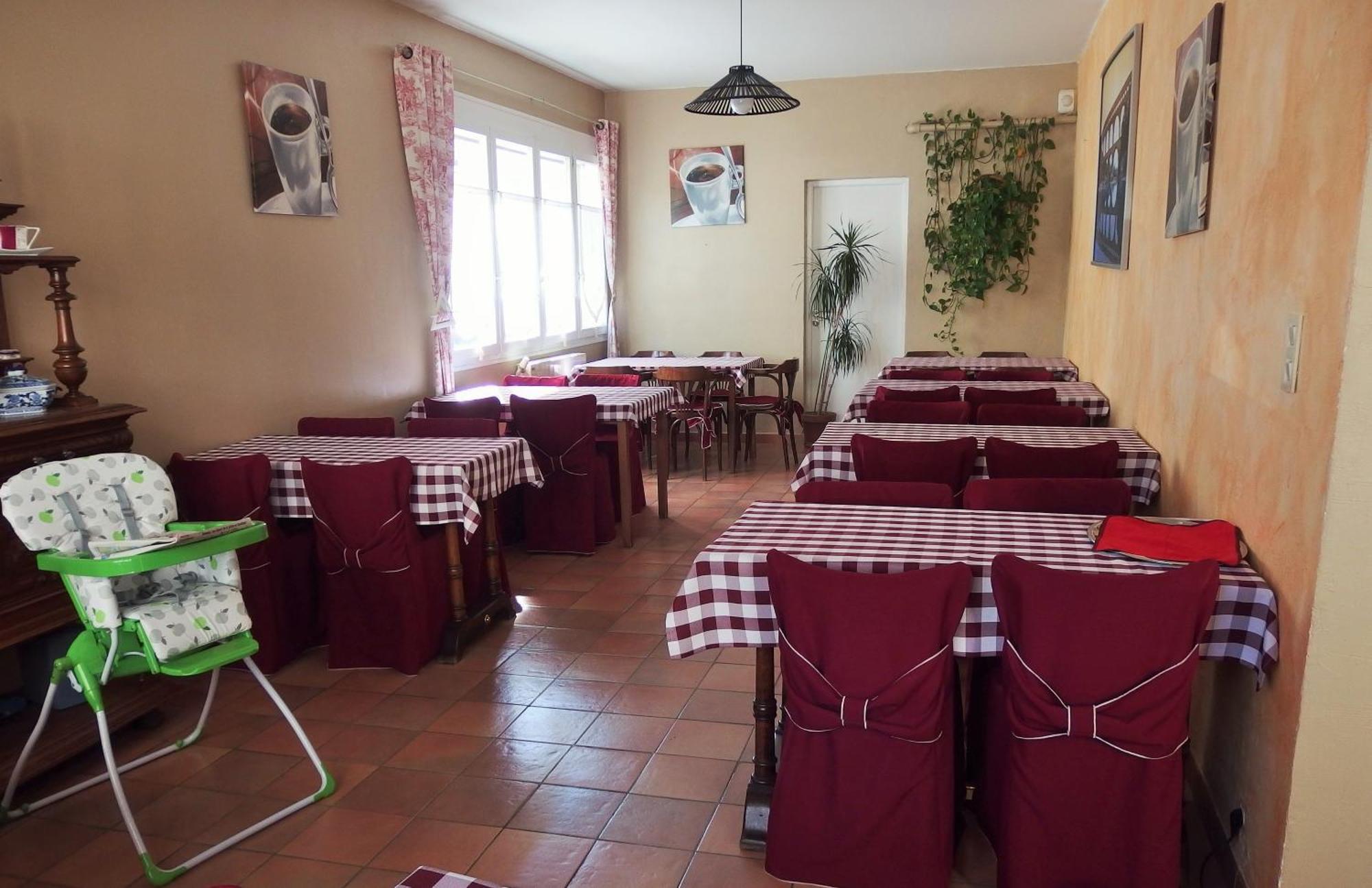 Au Saint Roch - Hotel Et Jardin Avignon Eksteriør bilde