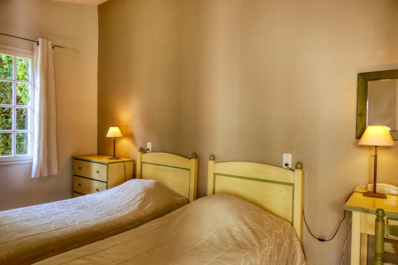 Au Saint Roch - Hotel Et Jardin Avignon Eksteriør bilde